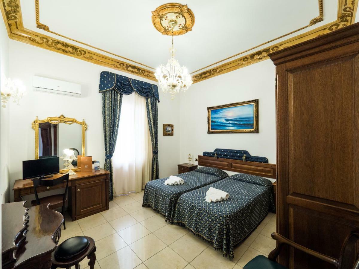 Euro Hotel 이글레시아스 외부 사진