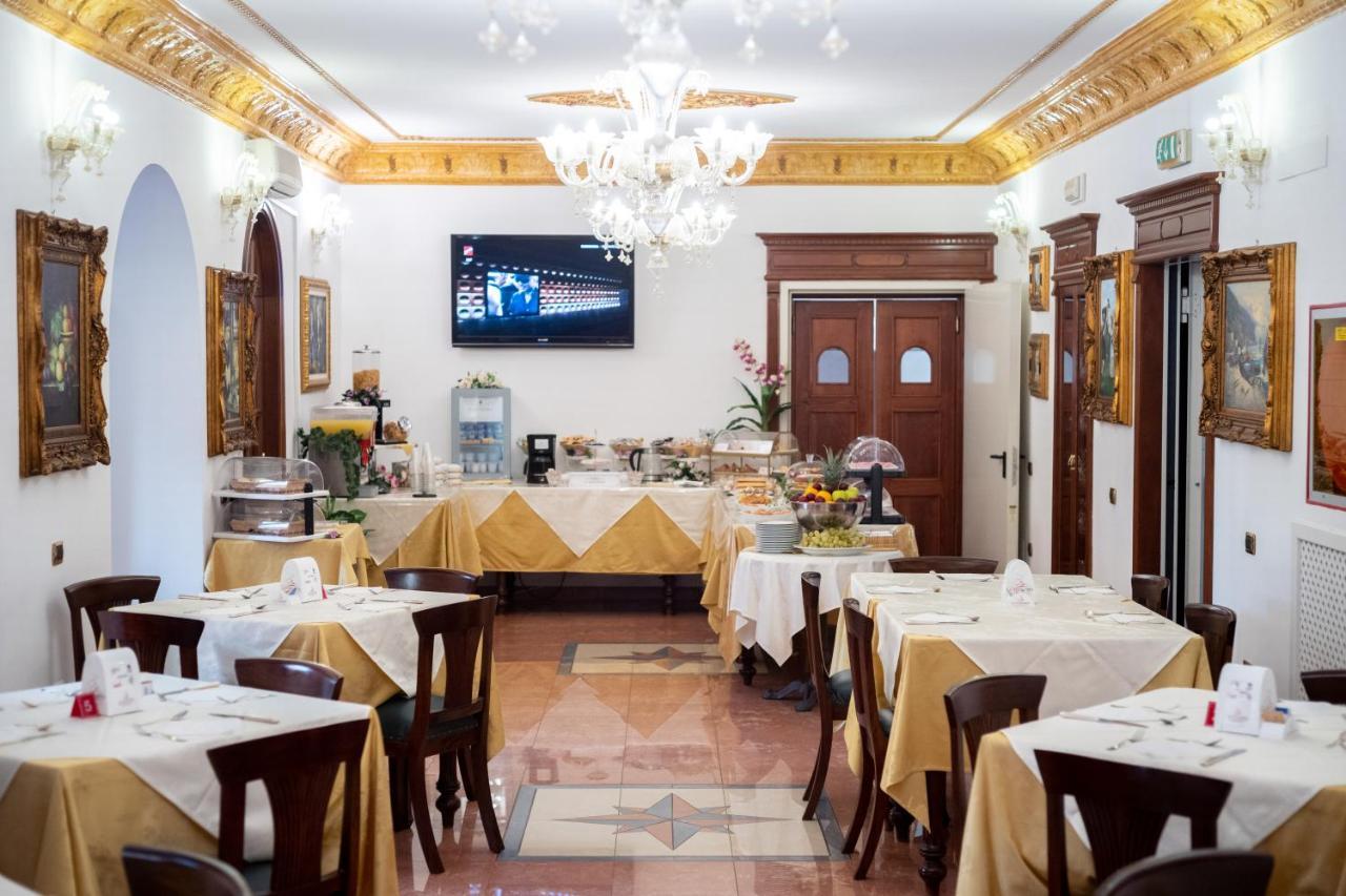 Euro Hotel 이글레시아스 외부 사진